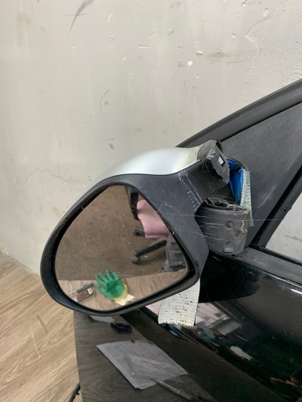 Дверь передняя левая Forfour 2006 хетчбэк-5ти дв.