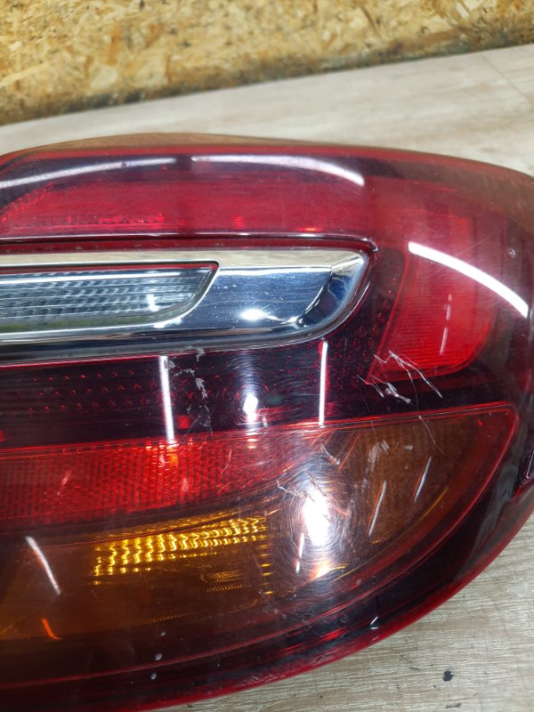 Фонарь задний правый Insignia 2014 хетчбэк 5дв. A18XER