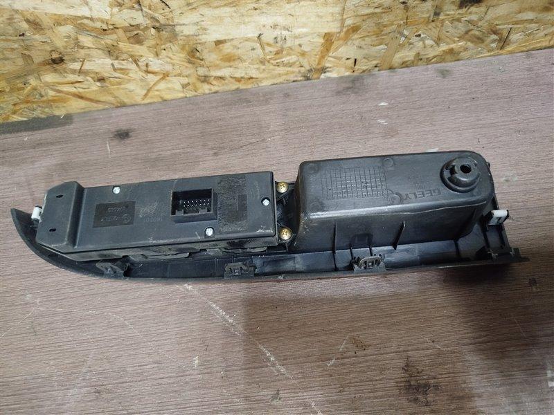 Блок управления стеклоподъемниками передний левый GC6 2014 MR479QN