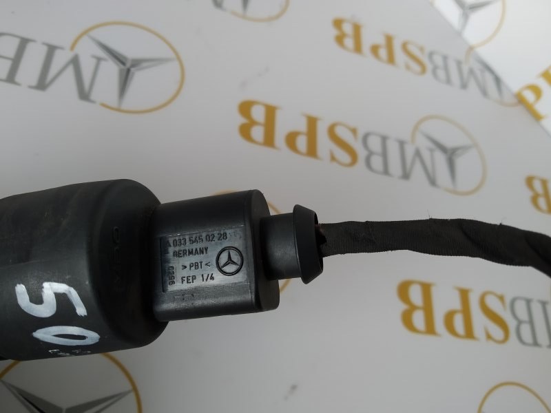 Насос омывателя E-class 2006 W211 OM642 Насос омывателя E-class 2006 W211 OM642