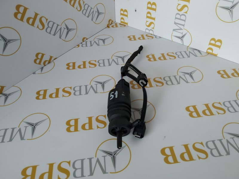 Насос омывателя E-class 2006 W211 OM642 Насос омывателя E-class 2006 W211 OM642