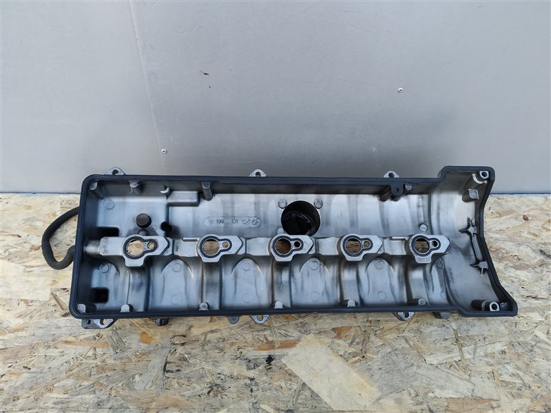 Клапанная крышка E-class 2003 W211 OM647 Клапанная крышка E-class 2003 W211 OM647