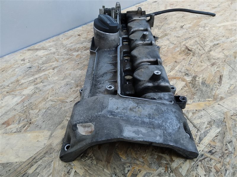 Клапанная крышка E-class 2003 W211 OM647 Клапанная крышка E-class 2003 W211 OM647