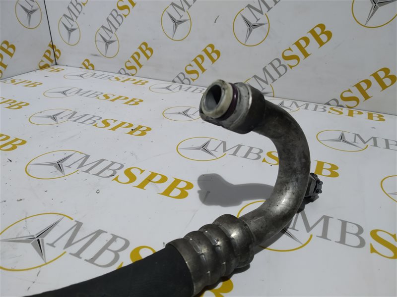 Трубка кондиционера Mercedes C-class W203 OM612 Трубка кондиционера Mercedes C-class W203 OM612