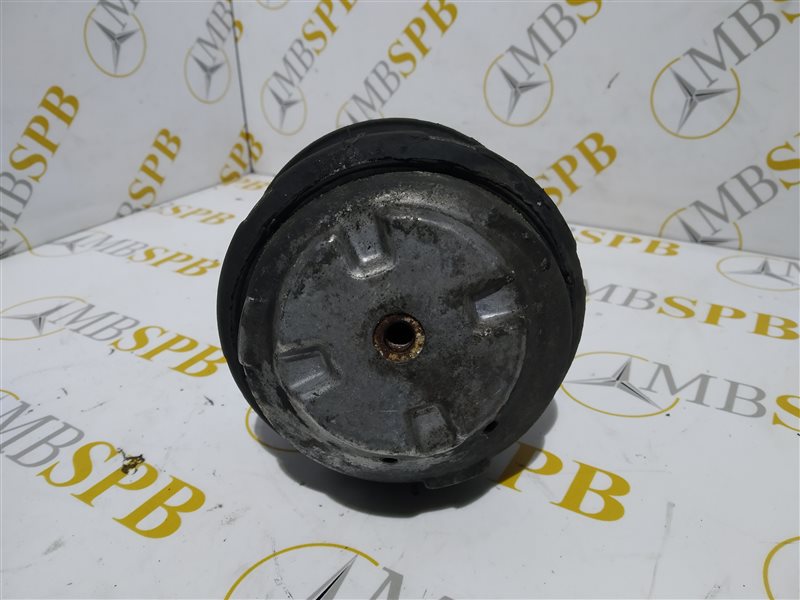 Подушка двигателя Mercedes C-class W203 OM612 Подушка двигателя Mercedes C-class W203 OM612