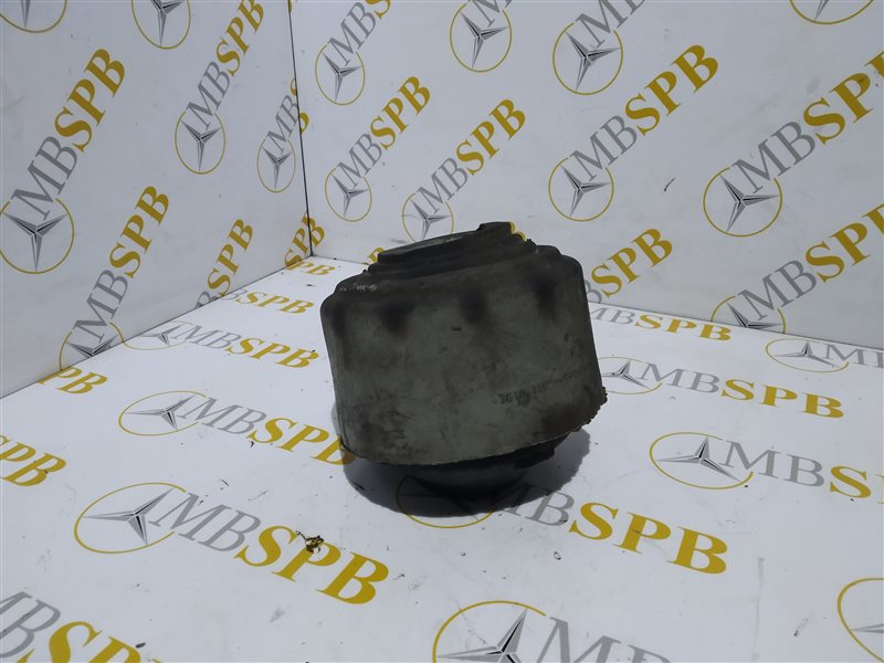 Подушка двигателя C-class 2002 W203 OM612 Подушка двигателя C-class 2002 W203 OM612