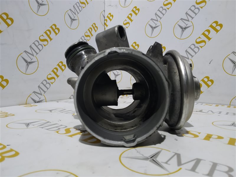 Клапан EGR C-class 2002 W203 OM612 Клапан EGR C-class 2002 W203 OM612