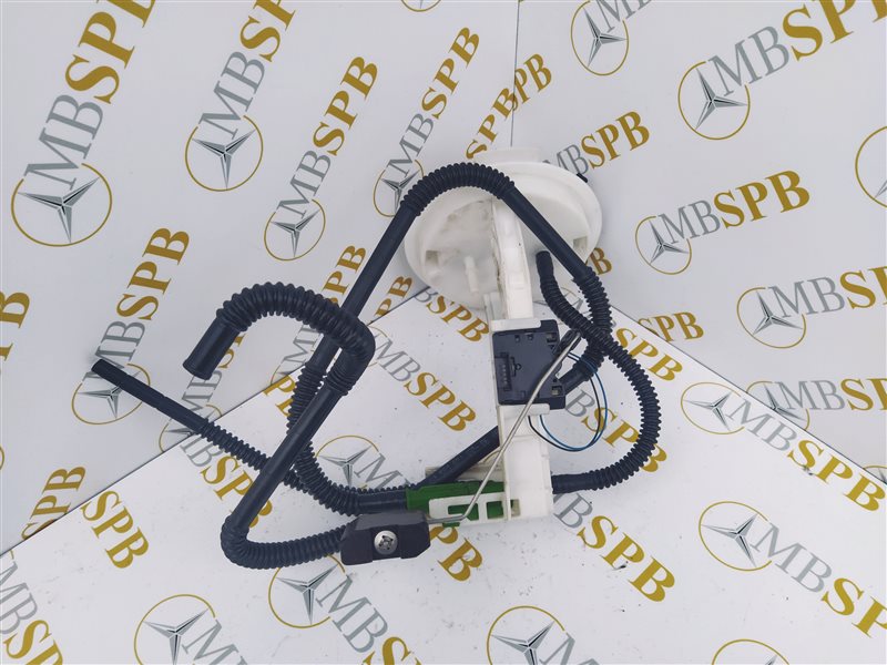Датчик уровня топлива W204 OM642 Датчик уровня топлива W204 OM642