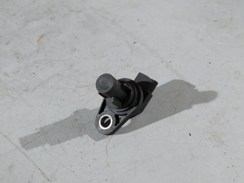 Датчик распредвала GLK-class X204 OM651