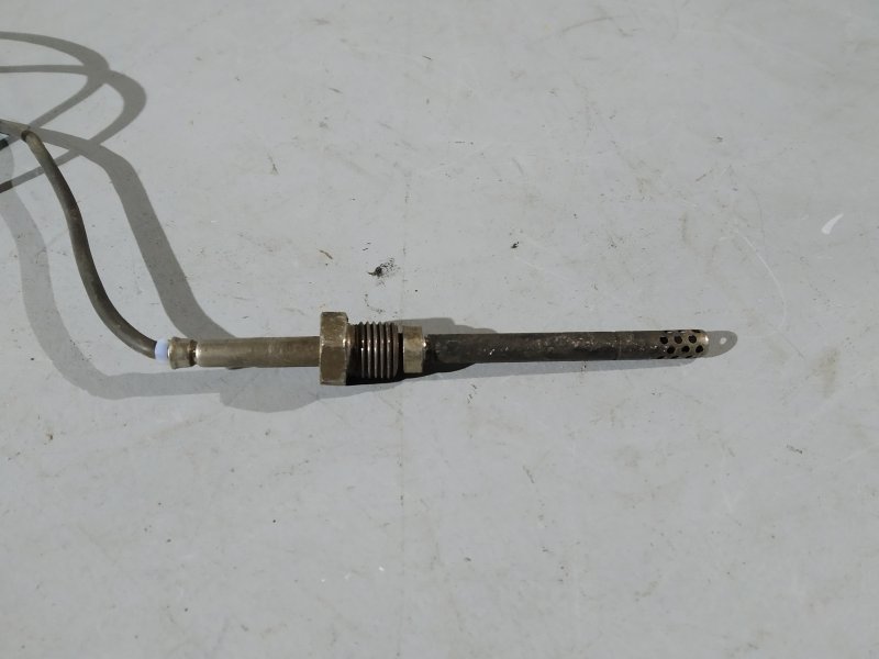 Датчик температуры Sprinter W906 OM642 Датчик температуры Sprinter W906 OM642