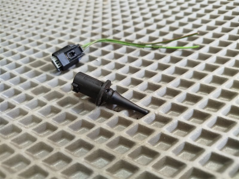 Датчик температуры S-class W221 Датчик температуры S-class W221