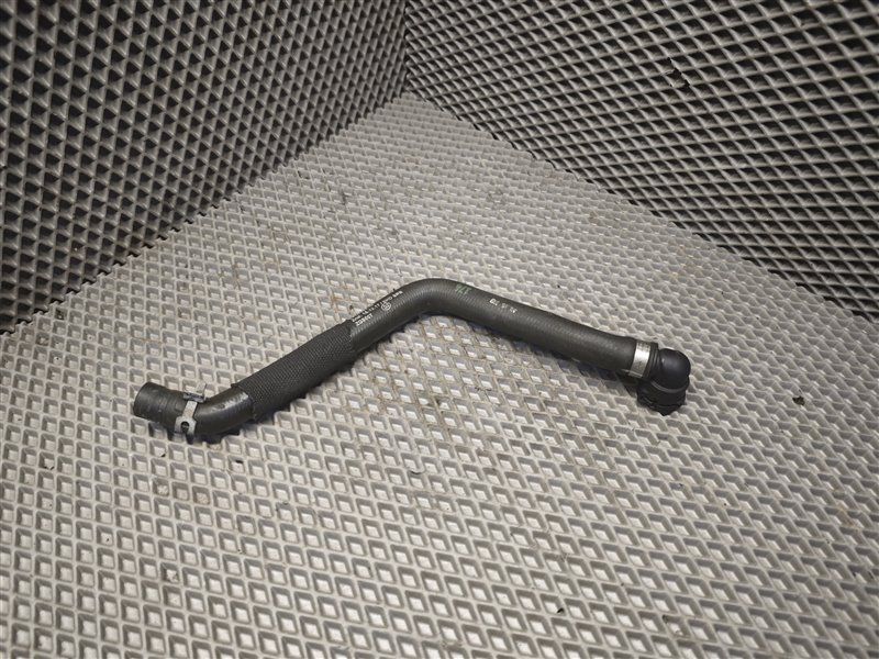 Патрубок охлаждения Mercedes CLA-class W118 M260 A2475010658 Б/У