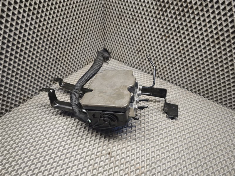 Блок abs Mercedes CLA-class W118 M260