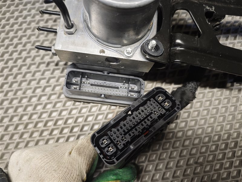 Блок abs CLA-class W118 M260