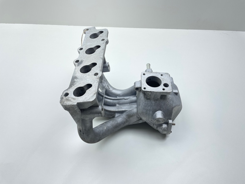 Коллектор впускной R2 2007 RC1 EN07E Коллектор впускной R2 2007 RC1 EN07E