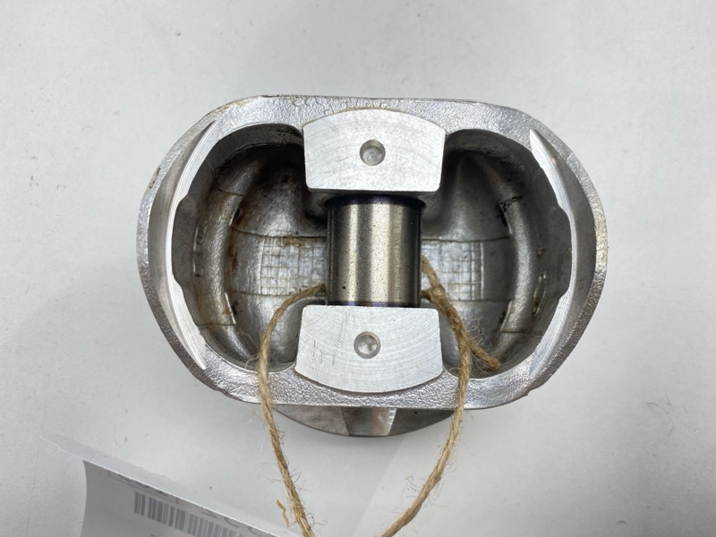 Поршень Cefiro 1997 PA32 VQ25DE