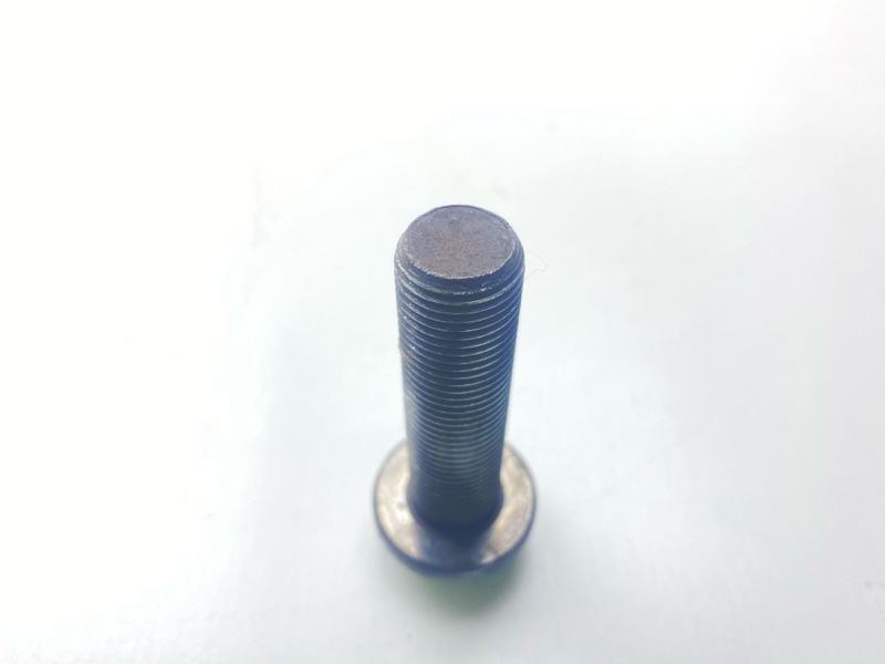 Болт шкива коленвала Passat 2002 3B6 AVF