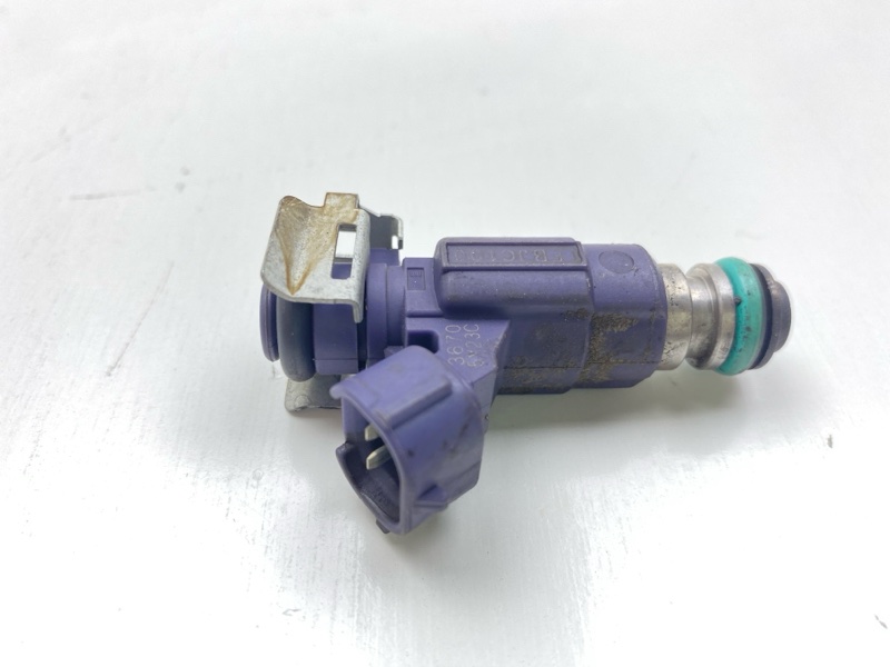Форсунка топливная X-Trail 2007 T30 QR20DE Форсунка топливная X-Trail 2007 T30 QR20DE