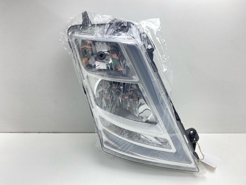 Фара передняя правая Volvo FH D13K460