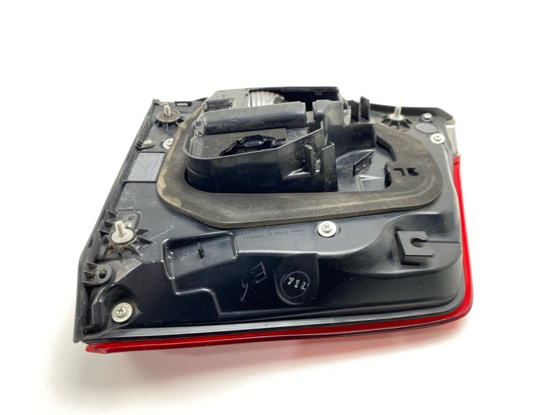 Вставка багажника левая Land Cruiser 2016 VDJ200 1VDFTV