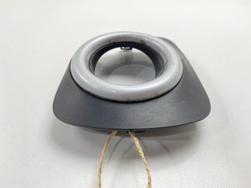 Накладка бампера правая Pajero Sport 2012 KH0 4D56 Накладка бампера правая Pajero Sport 2012 KH0 4D56