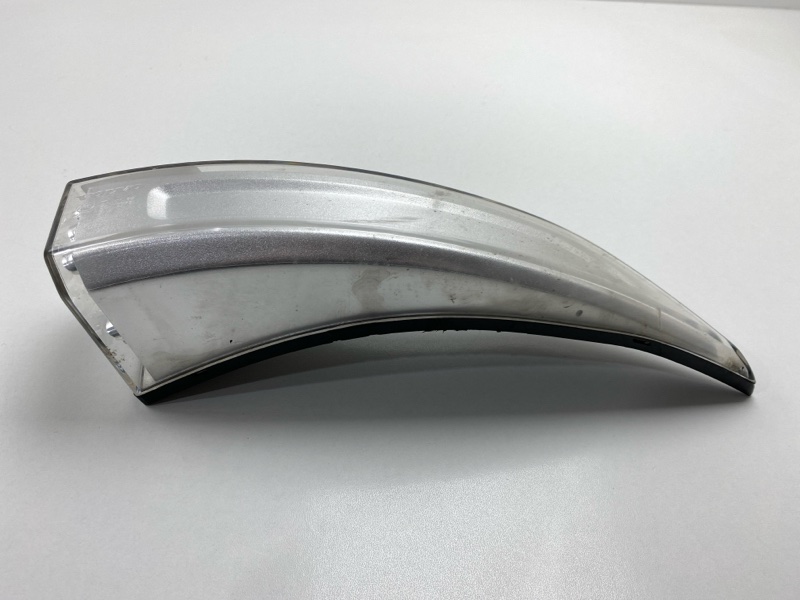 Повторитель поворота правый Volvo FH D13K460