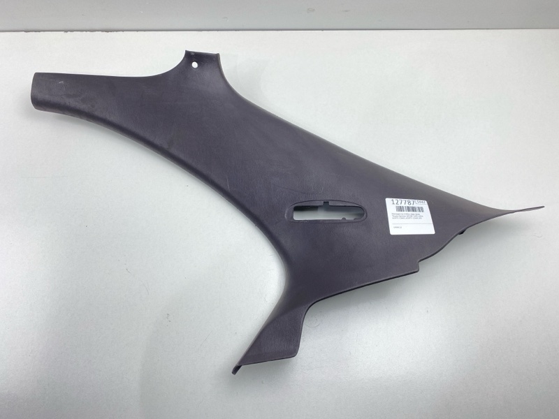 Накладка на стойку задняя правая Toyota Sprinter 1994 AE100 5AFE 62471-12661 Б/У