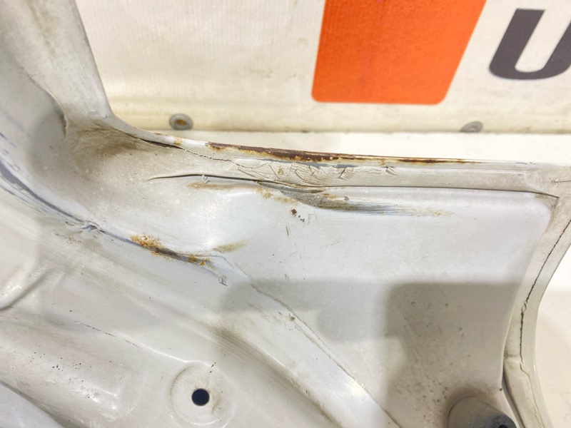 Крышка багажника Sprinter 1994 AE100 5AFE