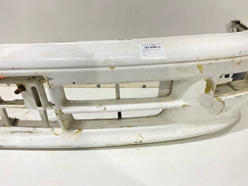 Бампер передний Sprinter 1994 AE100 5AFE