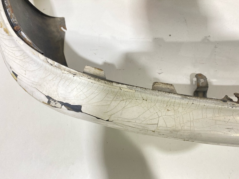 Бампер передний Sprinter 1994 AE100 5AFE