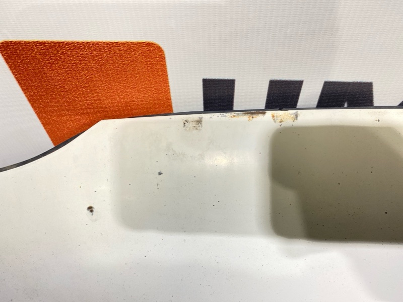 Капот Sprinter 1994 AE100 5AFE