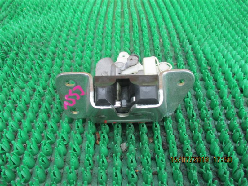 Замок 5-й двери Mitsubishi LANCER CEDIA CS5W 4G93 контрактная