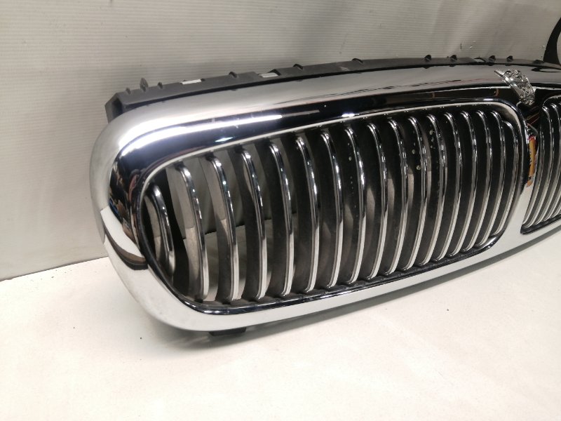 Решетка радиатора передняя X-TYPE X400 AJ20