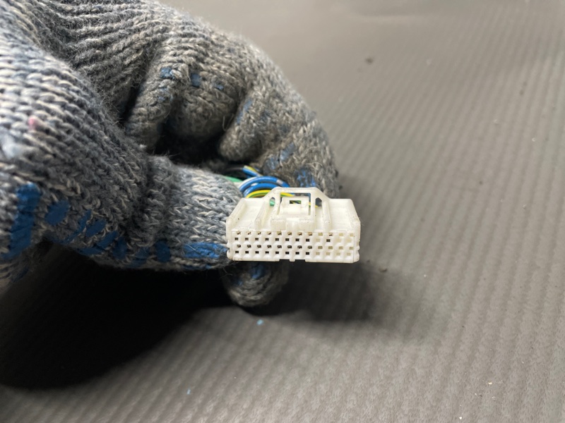 Зеркало правое ELGRAND E52  QR25