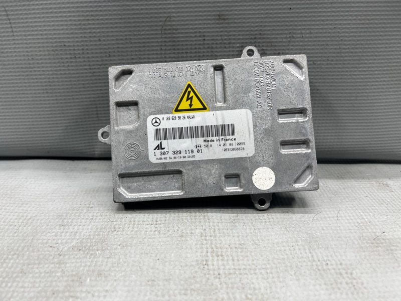 Блок ксенона Mercedes-Benz B-CLASS W245 1 307 329 119 01 контрактная