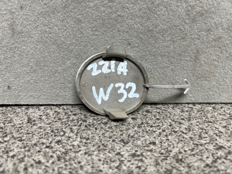 Заглушка бампера Mitsubishi COLT Z21A 4G15