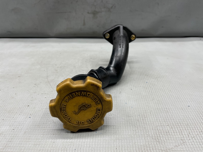 Маслозаливная горловина Subaru IMPREZA GG2  EJ152 15250AA021 контрактная