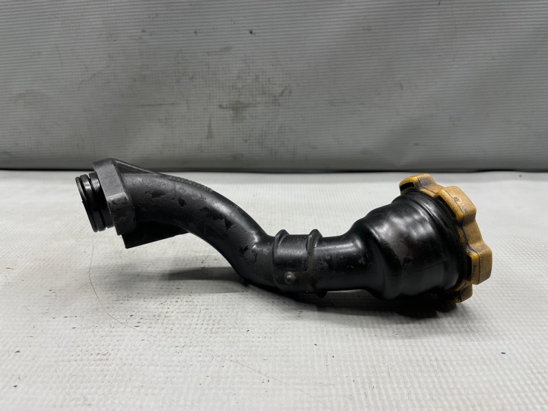 Маслозаливная горловина IMPREZA GG2  EJ152