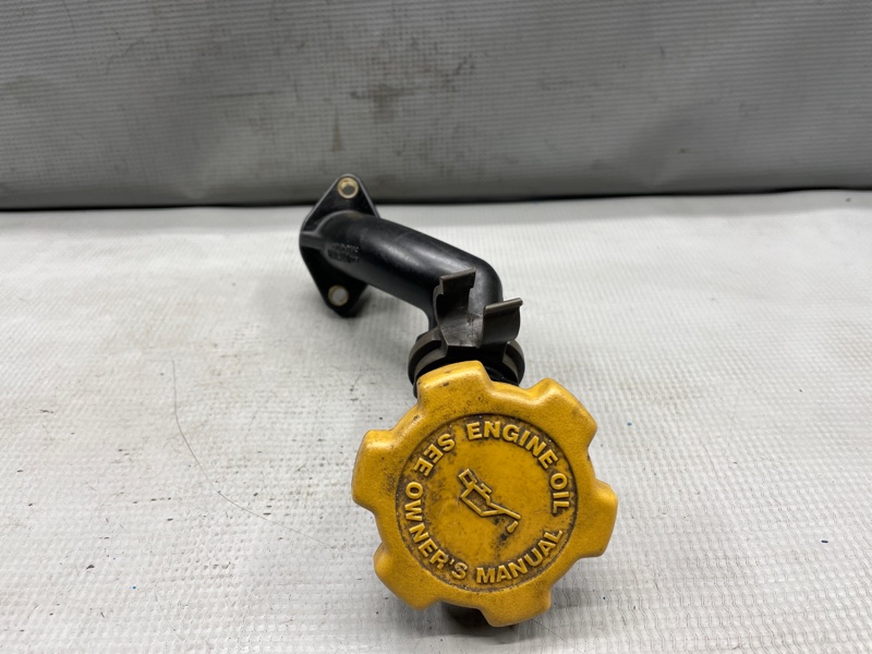 Маслозаливная горловина Subaru IMPREZA GG2  EJ152 15250AA021 контрактная