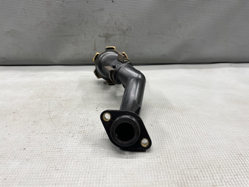 Маслозаливная горловина IMPREZA GG2  EJ152