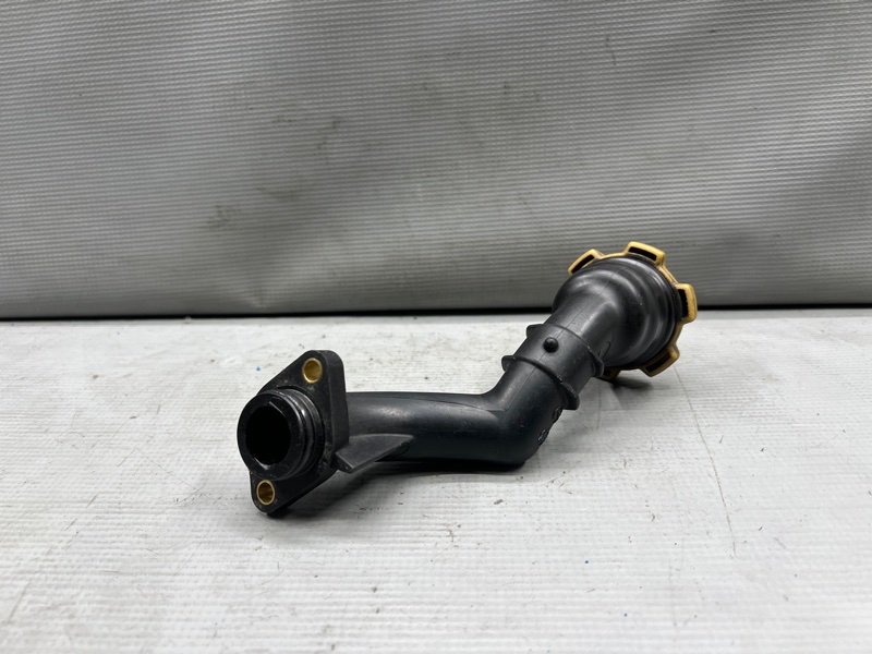 Маслозаливная горловина Subaru IMPREZA GG2  EJ152