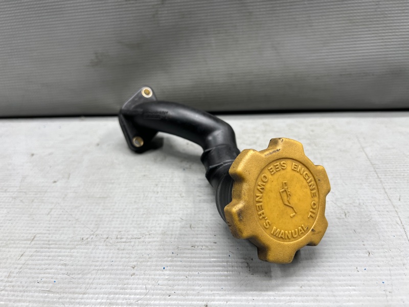 Маслозаливная горловина IMPREZA GG2  EJ152
