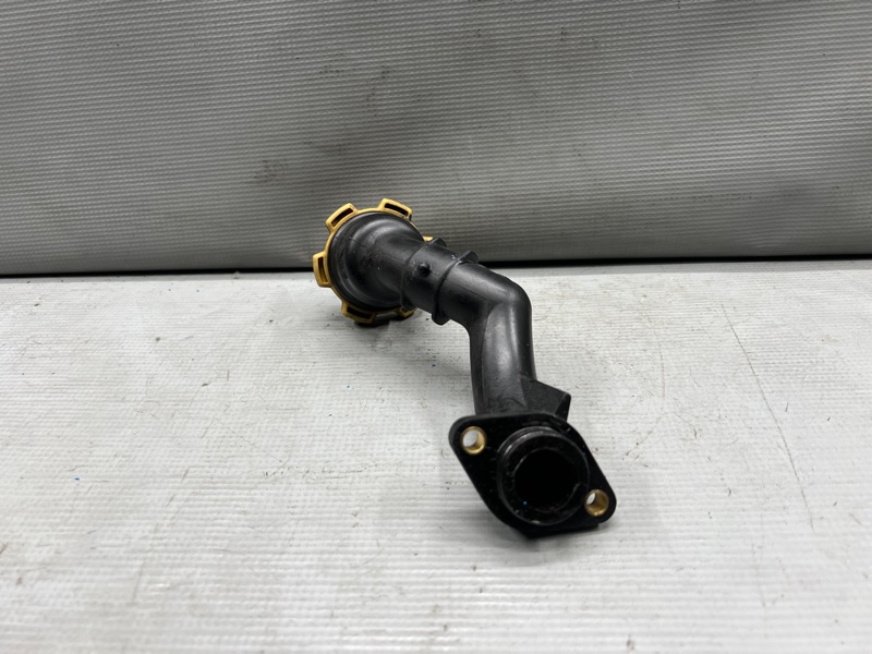 Маслозаливная горловина Subaru IMPREZA GG2  EJ152