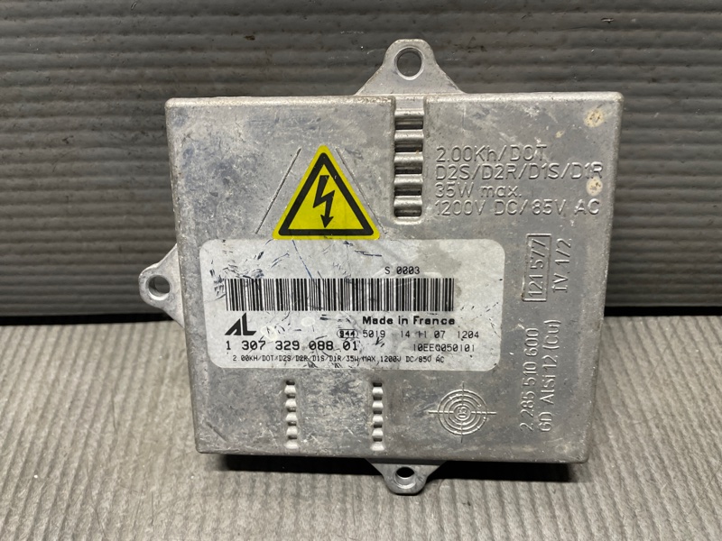 Блок ксенона Mercedes-Benz C-CLASS W203 M271E18 1 307 329 088 01 контрактная