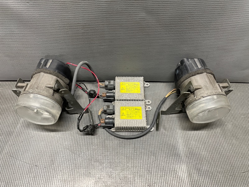 Туманка передняя для Nissan ELGRAND E51 VQ25, P4236, P4236 6 ракурс Туманка передняя для Nissan ELGRAND E51 VQ25, P4236, P4236 6 ракурс