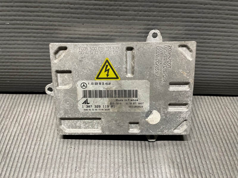 Блок ксенона Mercedes-Benz B-CLASS W245 1 307 329 119 01 контрактная