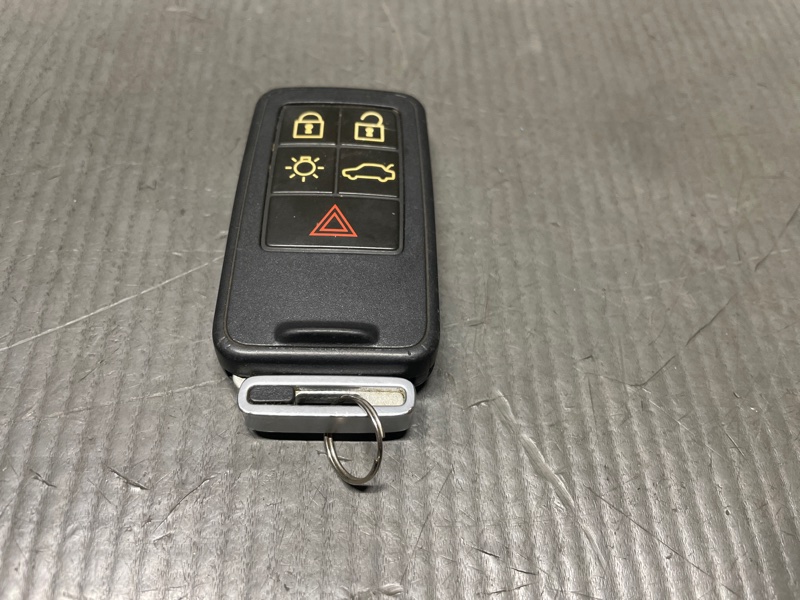 Смарт ключ (чип ключ) V70