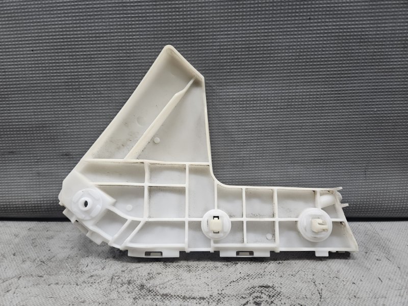 Крепление бампера левое переднее для Toyota VOXY ZRR75, 52116-28140, 52116-28140 3 ракурс Крепление бампера левое переднее для Toyota VOXY ZRR75, 52116-28140, 52116-28140 3 ракурс
