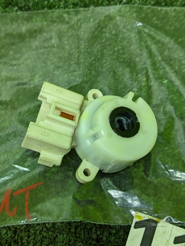 Контактная группа замка зажигания Harrier 2000 MCU15 1MZ-FE