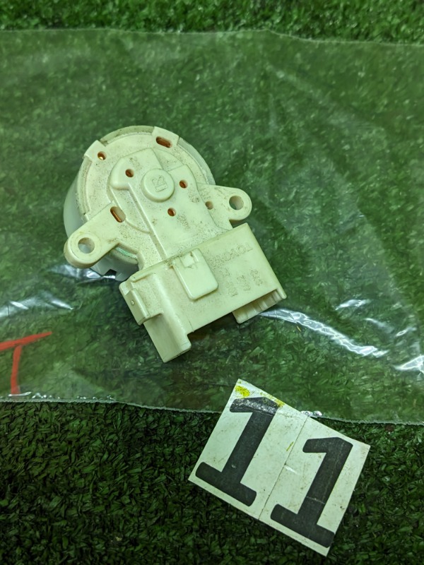 Контактная группа замка зажигания Harrier 2000 MCU15 1MZ-FE